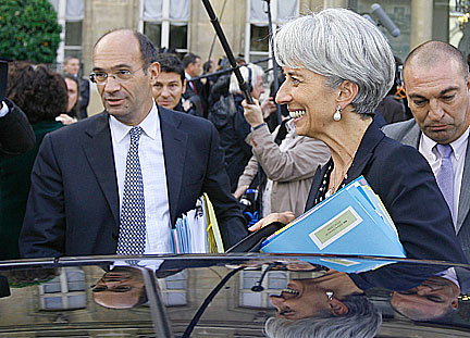 Les ministres :  Eric Woerth, du Budget et des Comptes publics, et Christine Lagarde, de l'Economie, des Finances et de l’Emploi.(Photo : Reuters)