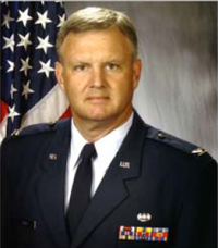 Le colonel Morris Davis.(Photo : Wikimedia)