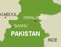 Un attentat-suicide non revendiqué fait 15 morts dans le nord-ouest du Pakistan. (Carte : L. Mouaoued/ RFI)