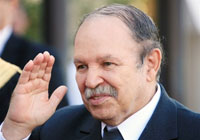 La révision de la Constitution permettrait au président algérien Abdelaziz Bouteflika de briguer un troisième mandat.(Photo : AFP)