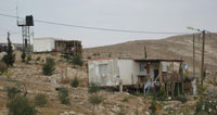 Une caravane à l'avant-poste de Maale Rehavam en Cisjordanie.(Photo : Karim Lebhour/RFI)