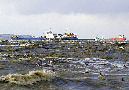 Des vents violents balayent les côtes turques, le 13 novembre 2007.(Photo : Reuters)