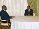 Le président burkinabé, Blaise Compaoré, a reçu le 27 novembre, le président ivoirien, Laurent Gbagbo (g).(Photo : AFP)