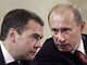 Le président russe Dmitri Medvedev (g) et son Premier ministre Vladimir Poutine.(Photo : AFP)