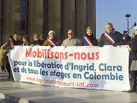 Manifestation de soutien à Ingrid Betancourt à Paris au Trocadéro, le 19 décembre 2007.(Photo : Manu Pochez/RFI)