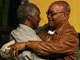 Thabo Mbeki félicite Jacob Zuma.(Photo : Reuters)