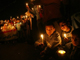Des manifestants brandissent des bougies à Gaza pour protester contre les coupures de courant, ce lundi 21 janvier.( Photo : AFP )