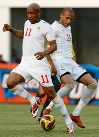 El Hadji Diouf et Diomansy Kamara ont sombré durant la CAN 2008.(Photo : Reuters)