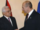 Le Premier ministre israélien Ehud Olmert (à droite) avec le président palestinien Mahmoud Abbas.(Photo : Reuters)