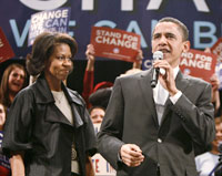 Barack Obama en compagnie de son épouse Michelle en Carlonie du Sud.(Photo : Reuters)