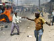 Des émeutes dans la ville de Mombasa le 31 décembre 2007.(Photo : Reuters)