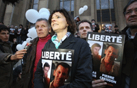 Le 13 janvier à Paris, une manifestation de soutien à Thomas Dandois et Pierre Creisson a réuni de nombreuses personnalités françaises.(Photo : AFP)