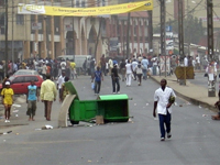 D'après des témoins, des heurts avec la police auraient fait 3 morts à Douala mardi, un bilan non confirmé. La capitale économique du pays est aussi un bastion de l'opposition politique. ( Photo : AFP )