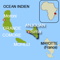 L'hélicoptère français a atterri en urgence dans le lagon de Sima sur l'île d'Anjouan.(Carte : L. Mouaoued/RFI)