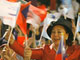 Des partisans du Kuomintang fêtent la victoire de Ma Ying-jeou,  le 22 mars 2008.(Photo : Reuters)
