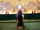 Une femme alevi dans la mosquée de Hacibektash.(Photo : AFP)