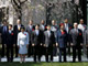 La photo de famille des ministres du Développement du G8 à Tokyo ce dimanche 6 avril.(Photo : Reuters)