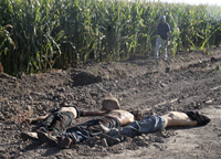 Les corps suppliciés de trois des sept hommes retrouvés le 9 mai. Quelque 4&nbsp;000 personnes ont été tuées depuis le début de l'année dans des affaires liées à la drogue.(Photo : Reuters)