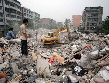 Des immeubles dévastés à 50 km au nord de Chengdu.(Photo: Reuters)