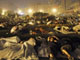 A Chengdu dans la province du Sichuan, les habitants ont quitté leur domicile et se sont réfugiés dans les rues pour la nuit.(Photo : AFP)