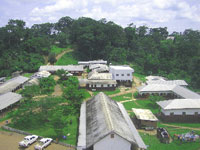 Depuis les années 90, l'hôpital évangélique de Bongolo est subventionné par l'Etat gabonais.  

		(Photo : CMDA)
