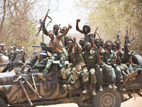 Les rebelles de l'Alliance Nationale s'étaient réjouis le 14 juin de leur victoire à Am Zoer, mais les troupes gouvernementales ont affirmé mercredi 18 avoir repris la localité. (Photo : Reuters)