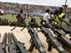 Les experts onusiens s'inquiètent du nombre d'armes qui circulent en Côte d'Ivoire, malgré l'embargo. Ici, une opération de désarmement lors du processus de réconciliation, le 30 juillet 2007 à Bouaké. (photo : AFP)