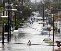 Certains quartiers de la Nouvelle-Orléans on été inondés après le passage de l’ouragan Katrina.(Photo : AFP)