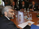 Le négociateur iranien Saïd Jalili. Au second plan, à droite, l'émissaire américain William Burns.(Photo : Reuters)