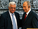 Mahmoud Abbas et Shimon Peres à Jérusalem, le 22 juillet.(Photo : Reuters)