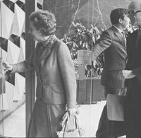 Arrivée de Margaret Thatcher, Premier ministre britannique au Conseil européen de Bruxelles le 19 mars 1984.(Photo : UE)