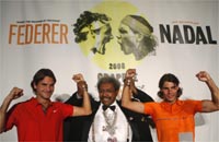 Les deux favoris de l'US Open, Federer et Nadal, présentés par Don King.(Photo : Reuters)