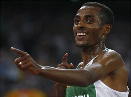 Kenenisa Bekele réussit le doublé 5 000m-10 000m.(Photo : Reuters)