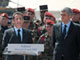 Nicolas Sarkozy à Kaboul, en compagnie de Bernard Kouchner (à gauche) et d'Hervé Morin (à droite), respectivement ministre des Affaires étrangères et ministre de la Défense, le 20 août 2008.( Photo : Reuters )
