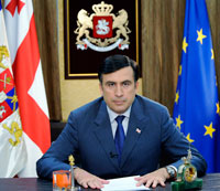 Le président géorgien Mikheïl Saakachvili lors de sa déclaration télévisée, à la suite de la reconnaissance des régions séparatistes d'Abkhazie et d'Ossétie du Sud par Moscou.(Photo : Reuters)