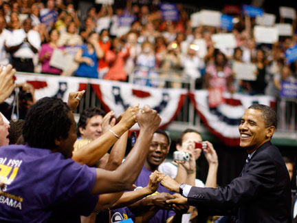 Le sénateur Barack Obama et ses partisans lors d'un rassemblement à l'université de Miami, en Floride, le 19 septembre 2008.(Photo : Reuters)