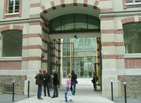 Entrée rue Curial(Photo : Danielle Birck/ RFI)