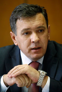 Goran Bogdanovic, le ministre serbe en charge du dossier Kosovo à New York, le 6&nbsp;octobre 2008.(Photo : Reuters)