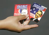 25 octobre 2008, lycée Bonanza à Las Vegas, dans le Nevada : vente de préservatifs aux effigies des deux candidats à la Maison Blanche.(Photo : Reuters)