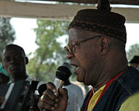 Carlos Gomes Junior (d), Premier ministre de la Guinée-Bissau.(Photo : Laurent Correau / RFI)