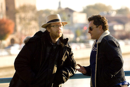 James Gray et Joaquin Phoenix sur le tournage de <em>Two lovers</em>.(Source : Wild Bunch distribution)