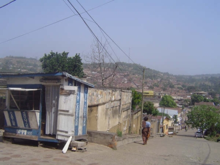 Atakpamé, la ville aux 7 collines, ville martyre en 2005.(Photo : C.Frenk / RFI)