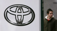 Logo de la marque Toyota sur la devanture d'un concessionnaire à Yokohama, au sud de Tokyo.(Photo : Toru Hanai/Reuters)
