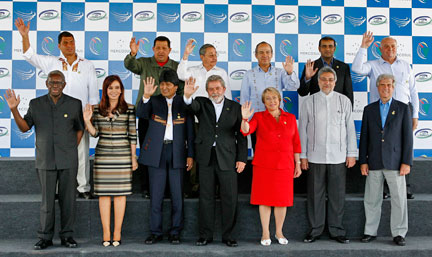 Une série de sommets réunit les dirigeants des pays d'Amérique latine et des Caraïbes, dans la station balnéaire de Costa do Sauipe, près de Salvador de Bahia, le 16 décembre 2008.( Photo : Reuters )