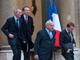 Les dirigeants de l'industrie automobile quittent le palais de l'Elysée après leur réunion avec Nicolas Sarkozy, le 15 décembre 2008.(Photo : Reuters)