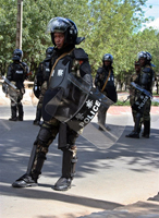 Des policiers malgaches à Antananarivo, le 19 février 2009.(Photo : AFP)