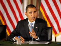 Barack Obama signera mardi son nouveau plan de relance. (Photo: Jeff Haynes / Reuters)