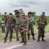 Un groupe de soldats cubains en appui à l'armée régulière angolaise, près de Cuito Cuanavale, le 29 février 1988.(Photo : AFP)