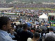 Des partisans du président Marc Ravalomana sont rassemblés dans le stade d'Antanarivo, le 11 février 2009.( Photo : AFP )