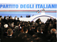 L’Alliance nationale de Gianfranco Fini fusionne avec Forza Italia de Silvio Berlusconi pour donner naissance au parti Peuple de la liberté, le 22 mars 2009. (Photo : Reuters)
